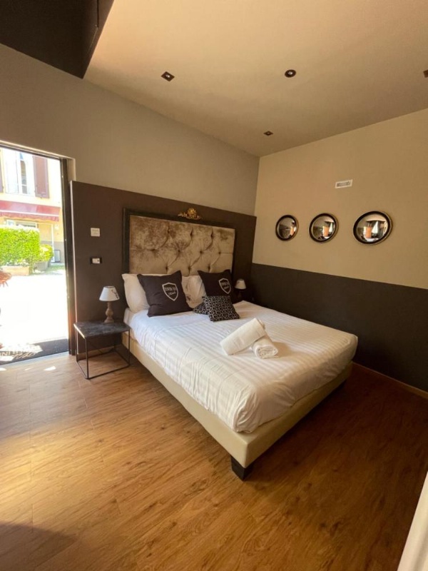 Villa Tower Inn image 9